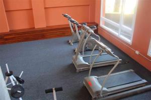 Fitnesscentret og/eller fitnessfaciliteterne på Apartamentos en Agua Calma + 9 billeder