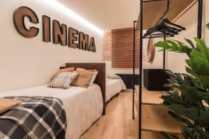 Postel nebo postele na pokoji v ubytování Miribilla by Staynnapartments