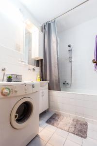 Koupelna v ubytování Nina Apartment + 18 fotografií