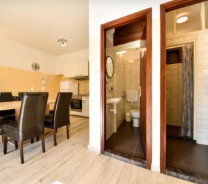 Kúpeľňa v ubytovaní Apartment Mylo + 37 fotografií