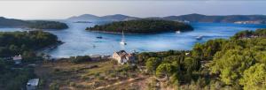 Gallery image of Hvar-Pakleni islands- isolated Robinson House Moj Mir in Hvar