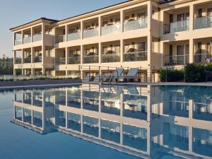 Bazén v ubytování Park Hotel & Spa-Adults Only nebo v jeho okolí