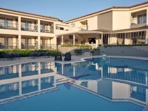 Bazén v ubytování Park Hotel & Spa-Adults Only nebo v jeho okolí