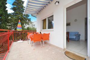 Balkón nebo terasa v ubytování Apartment House Juretic - 50 m from the beach