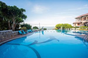 Bazén v ubytování Beachfront Hotel nebo v jeho okolí