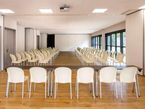 Møde- og/eller konferencelokalet på ibis Rennes Beaulieu