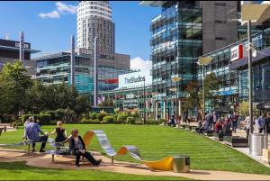 Gallery image of Studio Apartments Free street parking subject to availability in Manchester