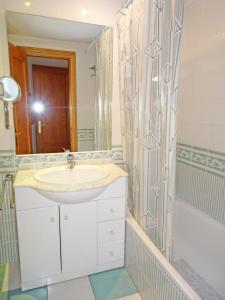 Ванная комната в FLORESTA GANDIA - Solo Familias