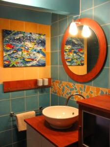 Bathroom sa 4 Collines