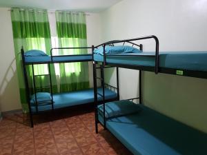 Krevet ili kreveti na kat u jedinici u objektu OMG Guesthouse Apartment for 6