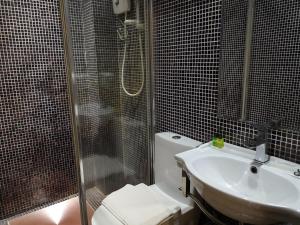 Koupelna v ubytování Hotel Grand Palace Ampang