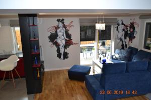 Zdjęcie z galerii obiektu Willa Lux dom 6-osobowy Marilyn Monroe ZE STREFĄ BASENOWĄ w miejscowości Chocznia NIEDALEKO ZATORU I ENERGYLANDII w mieście Chocznia