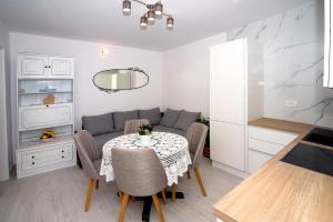 Kuchyňa alebo kuchynka v ubytovaní Apartments Drago Kovačić