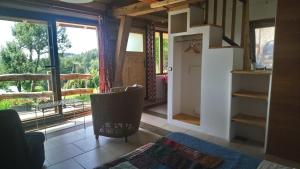 Photo de la galerie de l'établissement Les Grandes Fontaines, à La Longine 32 autres photos