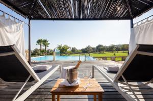 The swimming pool at or near Vila Valverde Design Country Hotel