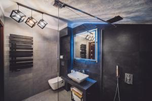 Kúpeľňa v ubytovaní Apartamenty Świętego Jakuba