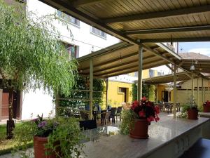 Restaurace v ubytování Hotel Dacor