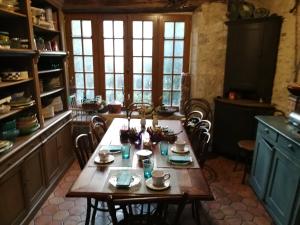 Gallery image of La Forge in Arcis-le-Ponsart +9 photos