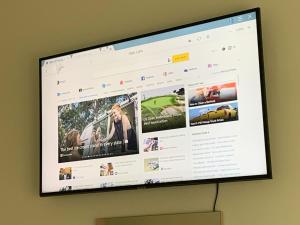 TV a/nebo společenská místnost v ubytování Cloud 9 Residence