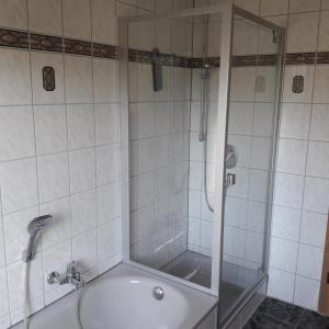 A bathroom at holydayhome FeWo Schwarz