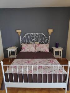 Ένα ή περισσότερα κρεβάτια σε δωμάτιο στο Hotel Nuevo Cachalote