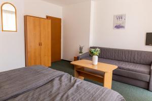 Posezení v ubytování Hotel Kanarek