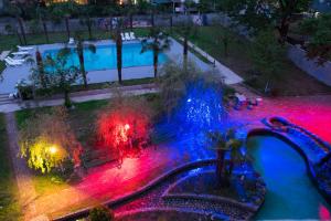 Piscina di Sunrise Hotel o nelle vicinanze