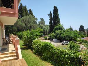 Zahrada ubytování ALONI CORFU BENITSES