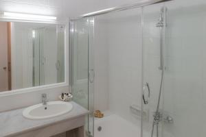 Ванная комната в Theoxenia Chios Apartments