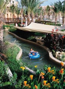 Zahrada ubytování Shangri-La Barr Al Jissah, Muscat