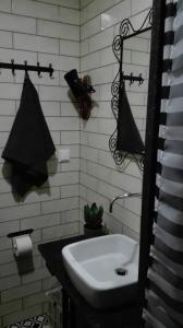 Phòng tắm tại Azoka by the Sea- Centro Histórico de Peniche