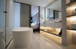 Koupelna v ubytování Mercure Panjin + 69 fotografií