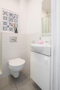 Kúpeľňa v ubytovaní ★Bright, spacious apartment|Palace of Culture view★ + 25 fotografií