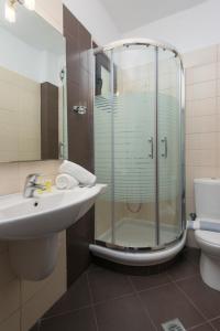 Ванная комната в Hotel Villa Natassa