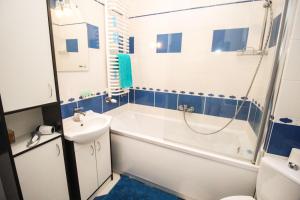 Kúpeľňa v ubytovaní Apartament Lublin Stare Miasto "Wild Cat"