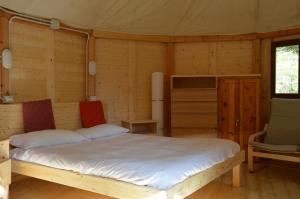Postel nebo postele na pokoji v ubytování Camping Du Parc
