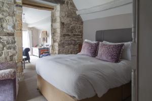 Gallery image of The Lion Inn in Winchcombe