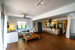 Posedenie v ubytovaní Zen Villa in Schinias