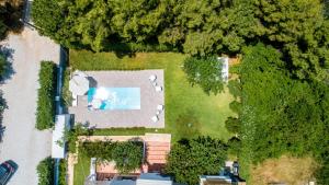 Bazén v ubytovaní Zen Villa in Schinias alebo v jeho blízkosti