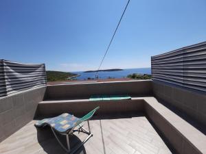 Gallery image of Sunrise Apartments in Vis