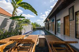 Gallery image of Pluto House in Canggu