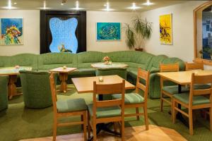 Gallery image of Hotel Ambiente in Saas-Fee +28 photos