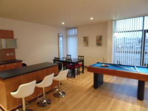 Gallery image of Modern 2-bedroom Apt near SSE Hydro and SEC in Glasgow