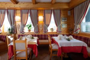 Gallery image of Hotel I Rododendri in Valfurva