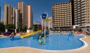 Bazén v ubytování Medplaya Hotel Rio Park nebo v jeho okolí