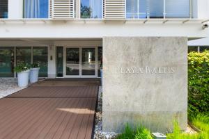 Exteriér alebo vchod do ubytovania Apartament Playa Baltis 66 z widokiem na morze