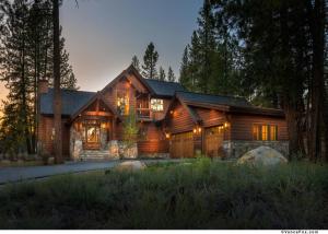 トラッキーにあるLuxury 4BD Residence on Old Greenwood Golf Course. Free Grocery Delivery!のギャラリーの写真