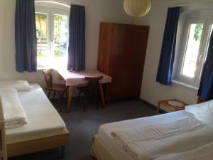 Ένα ή περισσότερα κρεβάτια σε δωμάτιο στο Haus Riedl