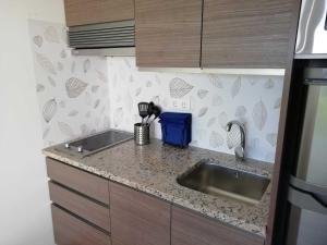Kuchyň nebo kuchyňský kout v ubytování Two Lofts