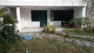 Gallery image of BG Villa, Apartment L in Sutomore